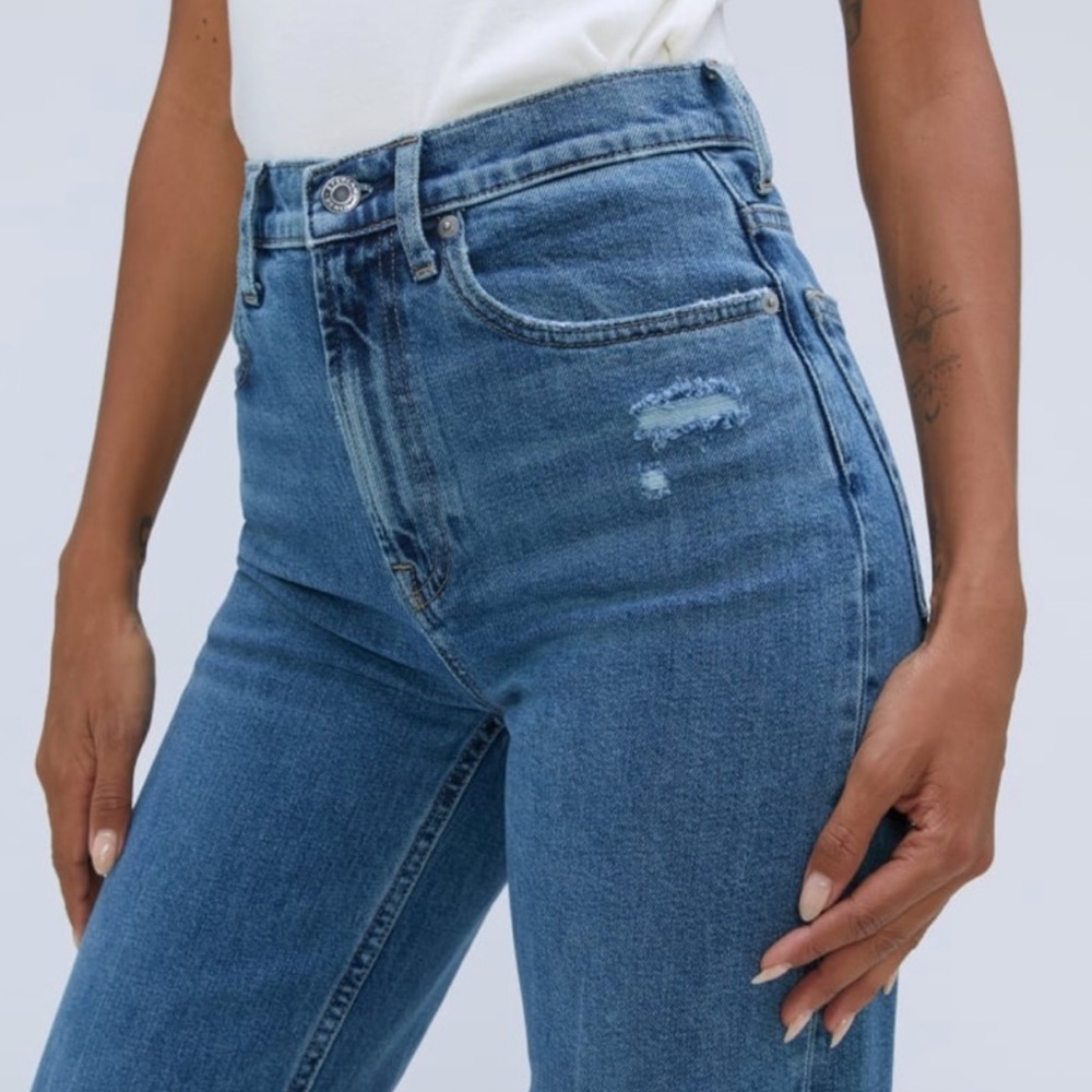 Everlane The Way High Jean Size 31 Blue Raw Edge Straight Leg